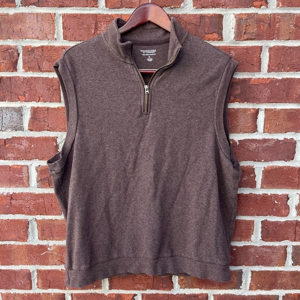 Roundtree and Yorke 1/4 Zip Brown Sweater Vest- XL